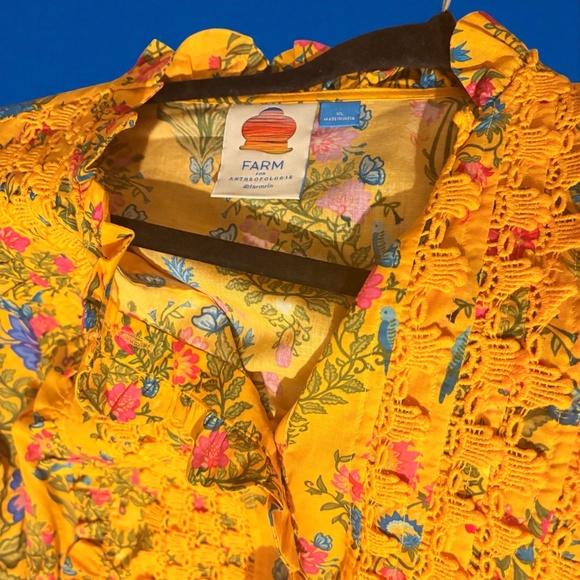 Farm Rio Blouse - Picture 2 of 4